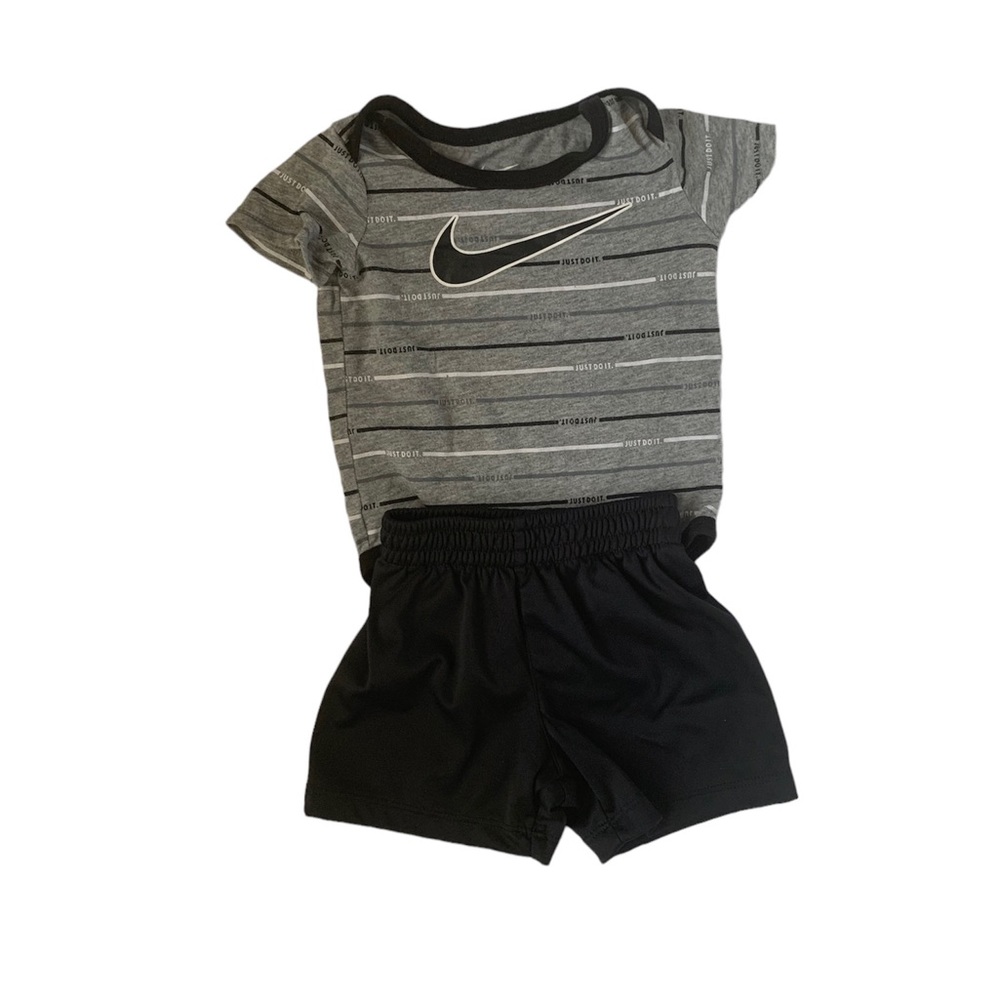 Baby boy 9M Nike Set